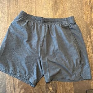 Men’s Gray Athletic Shorts XL